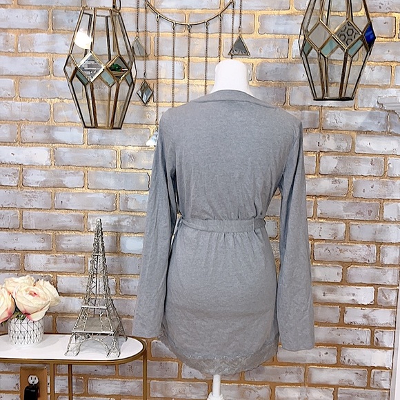 Bump Gray Short Jersey Knit, Belted Pregnancy Robe with Lace Trim, Size Medium - Picture 6 of 11
